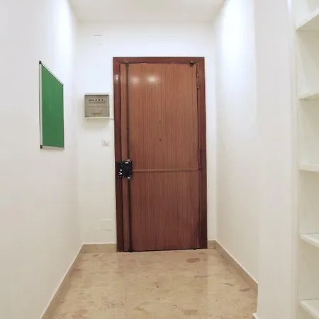 Third House Apartment